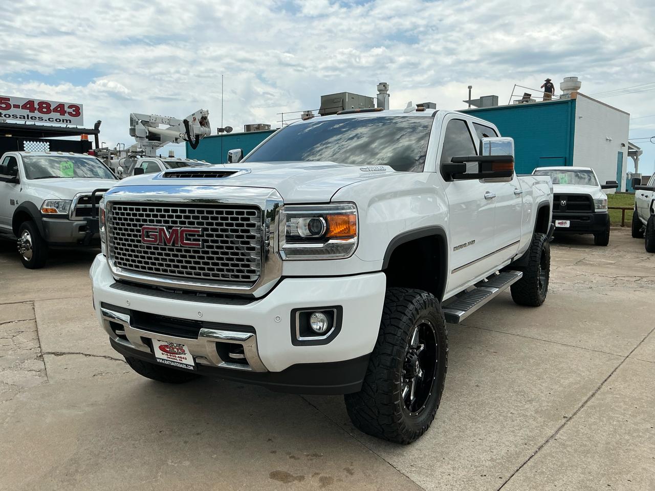 gmc sierra 2500 denali hd 2017 1GT12UEY4HF250032 image gmc sierra 2500 denali hd 2017 1GT12UEY4HF250032 image